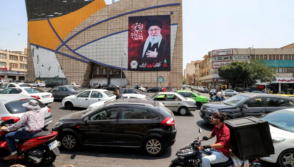 حرب إيران: بزشكيان التقى خامنئي... وإسرائيل تدرس تحركاً عسكرياً منفرداً ضد طهران | "النهار" في تغطية متواصلة