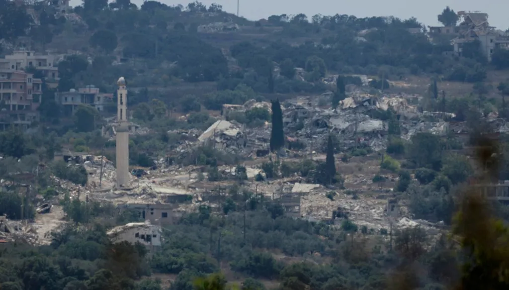 دمار واسع في جنوب لبنان (أ ف ب)