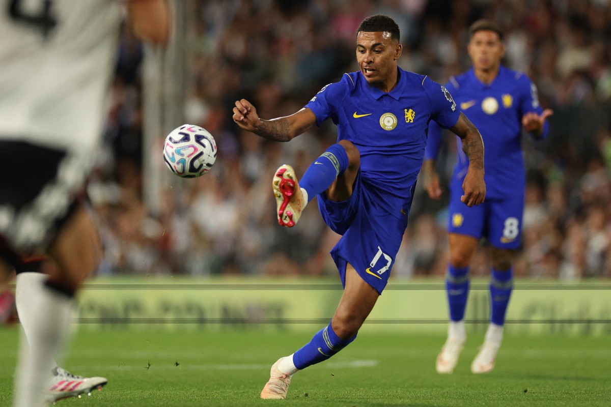 لاعب تشيلسي الجديد مورغان روجرز. (أ ف ب)