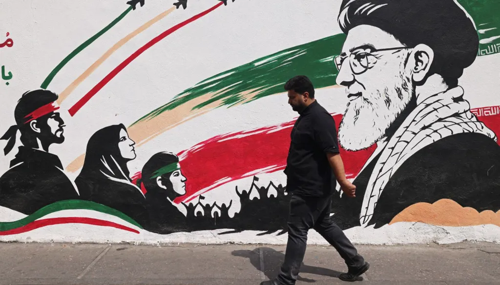 تشديد العقوبات على إيران... بديل للحرب أو مكمّل لها؟