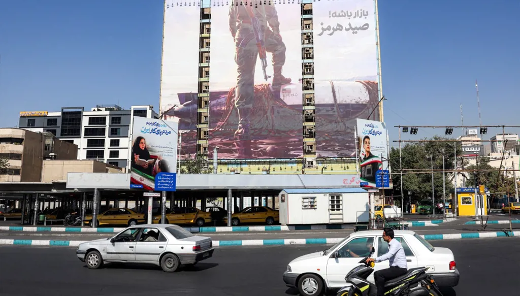 "نهاية الطريق"... هل تصعّد إيران بعد نجاح حصار ترامب؟