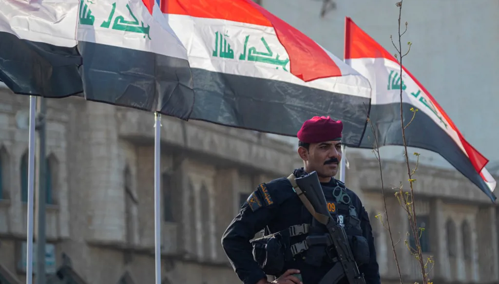 العراق بين الفصائل وواشنطن... من يفرض كلمته في حظر الرحلات الإيرانية؟
