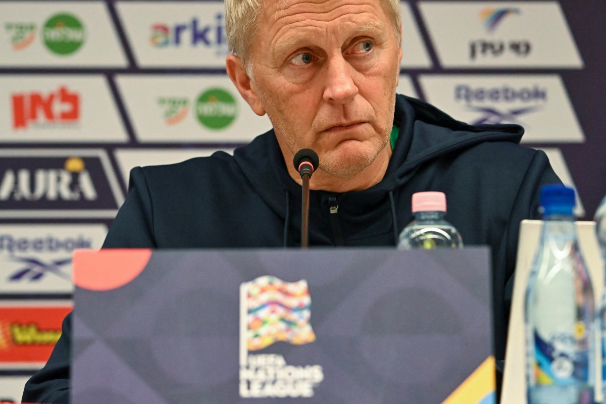 المدرب الآيسلندي لمنتخب أيرلندا لكرة القدم هايمير هالغريمسون. (أ ف ب)