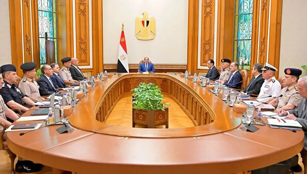 السيسي: الرهان على تفريط مصر في أمنها المائي "خاسر"