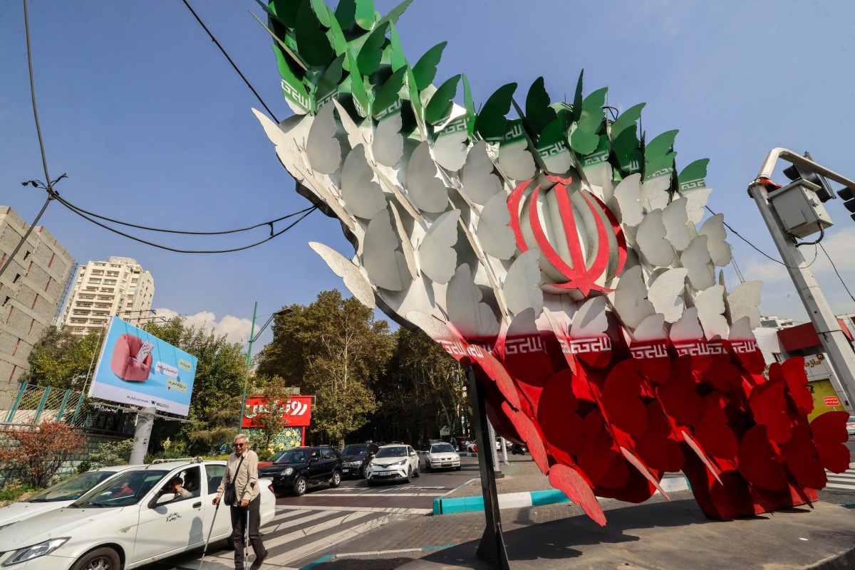 الحرب تستنزف اقتصاد إيران... هل تراجع طهران سياساتها؟