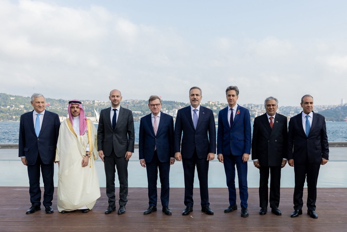 محادثات بين وزراء خارجية أوروبيين وشرق أوسطيين في إسطنبول (أ ف ب).