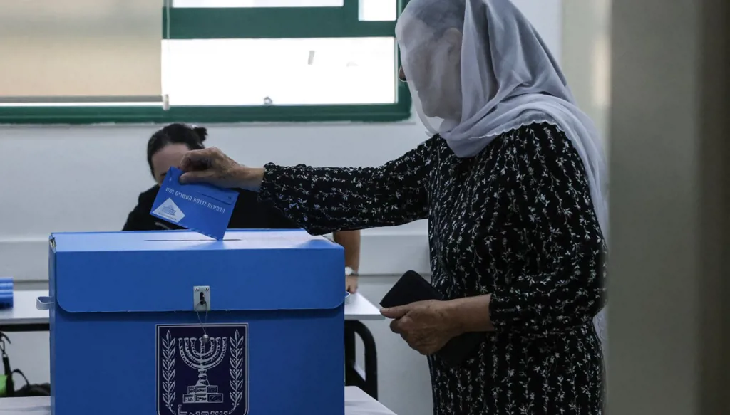 لجنة الانتخابات الإسرائيلية ترفض طلب حزب نتنياهو تمديد ساعات التصويت