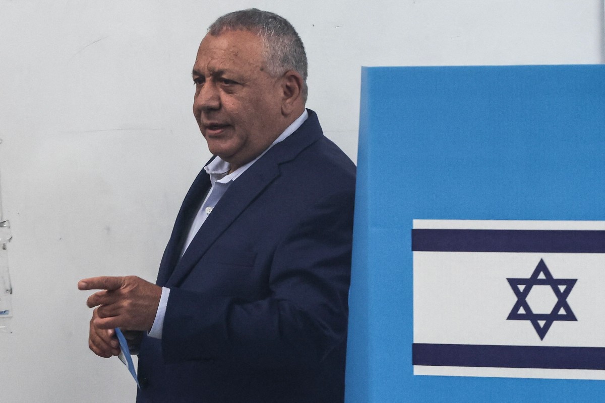 غادي آيزنكوت. (أ ف ب)