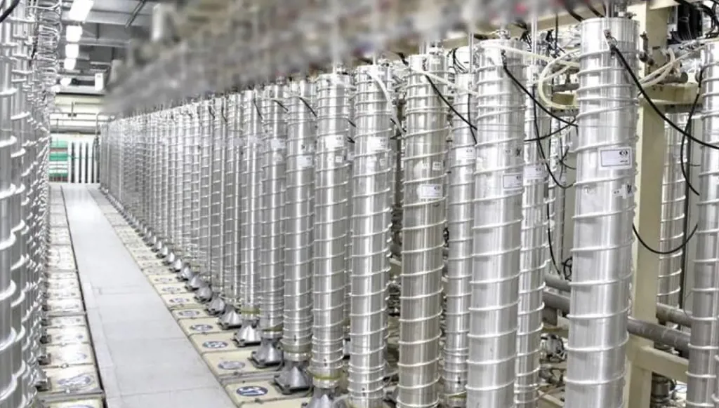 مسؤول إيراني: طهران مُستعدة لتسليم 400 كيلوغرام من اليورانيوم عالي التخصيب