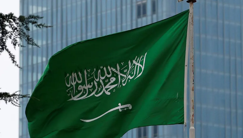 الاقتصاد السعودي يسجّل أول انكماش منذ 2023 وأكبره منذ جائحة كورونا