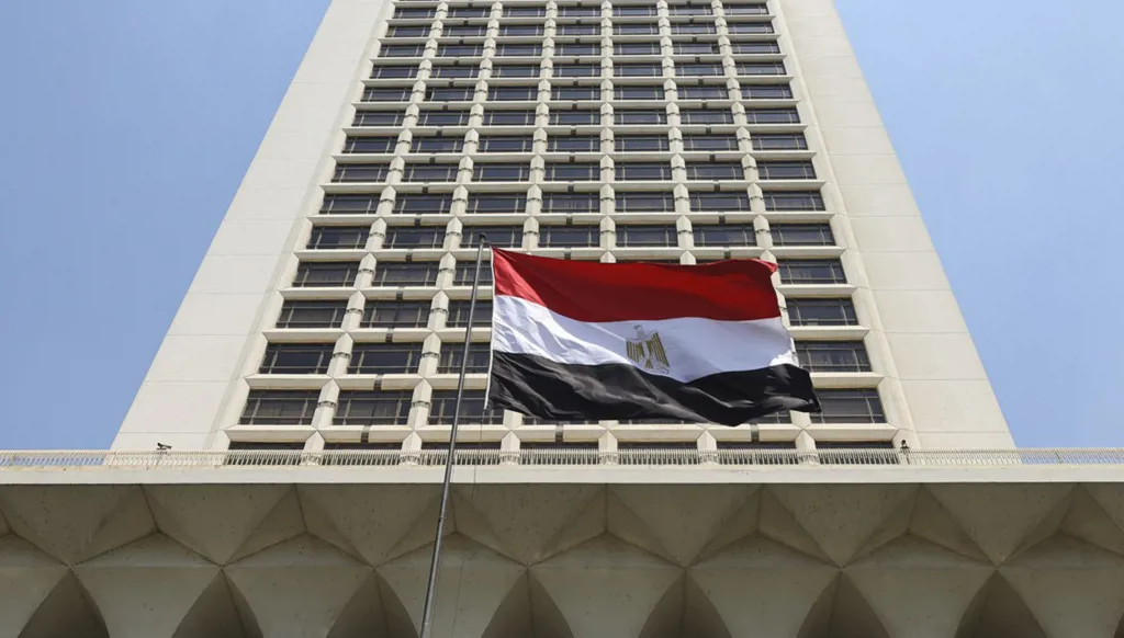 وزير الخارجية المصري يتّصل بويتكوف وعراقجي: حوار وديبلوماسية لخفض التصعيد بالمنطقة