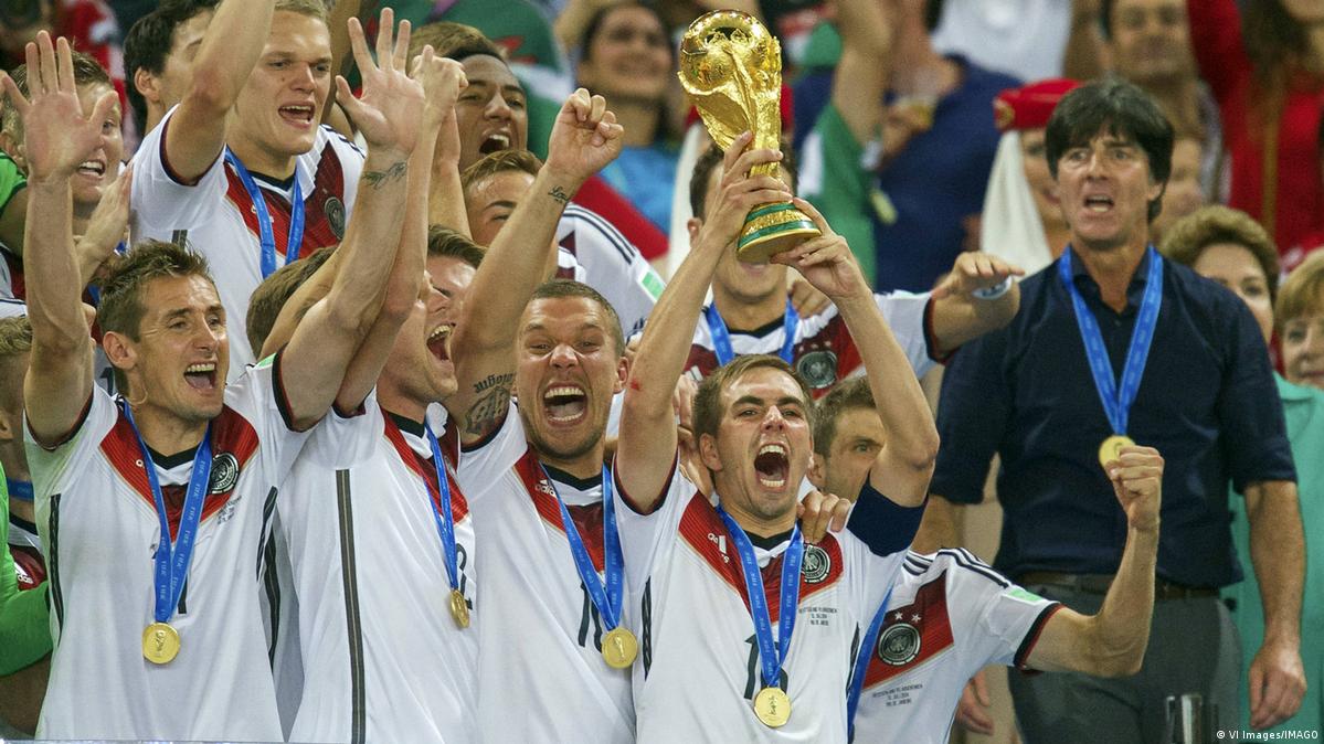 ألمانيا مع كأس العالم 2014.