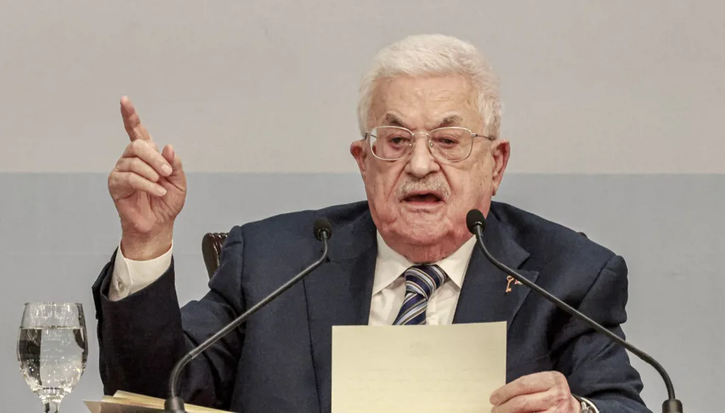 رئيس السلطة الفلسطينية محمود عباس (أ ف ب)