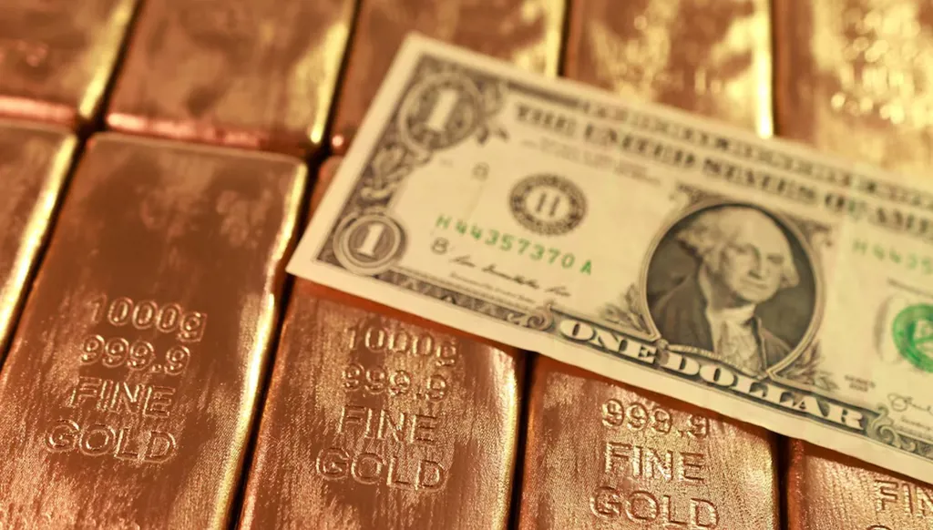 ارتفاع الذهب فوق 3% مع تراجع الدولار وانخفاض عوائد السندات