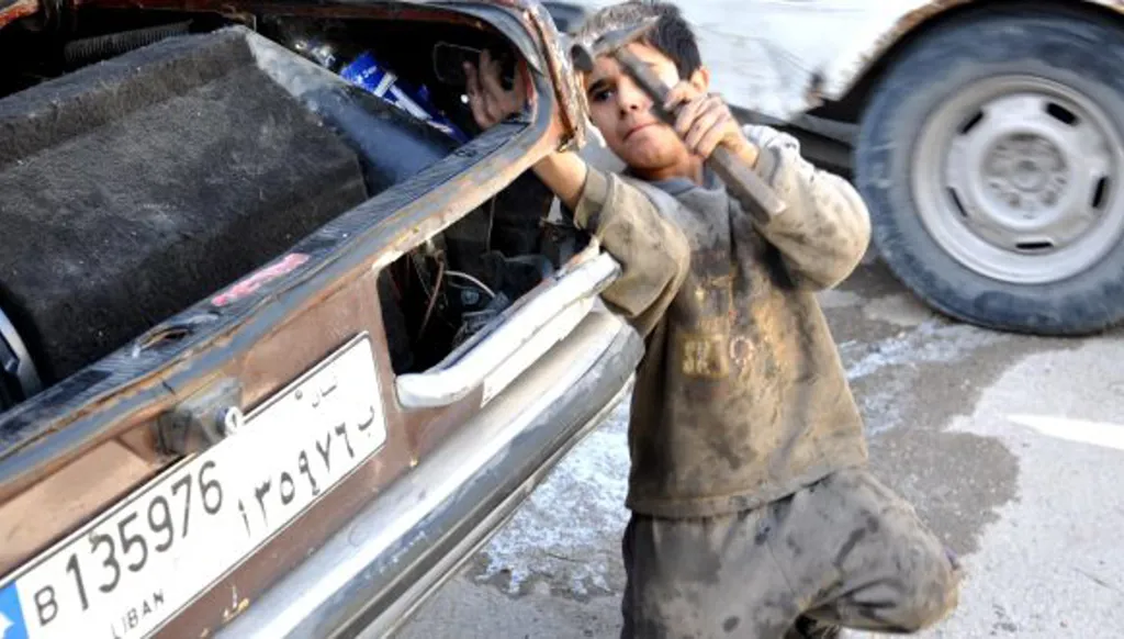 عمل الأطفال: القصور في التطبيق لا في القوانين... وعدد اللبنانيين يتضاءل و"الرزقة" للسوريين