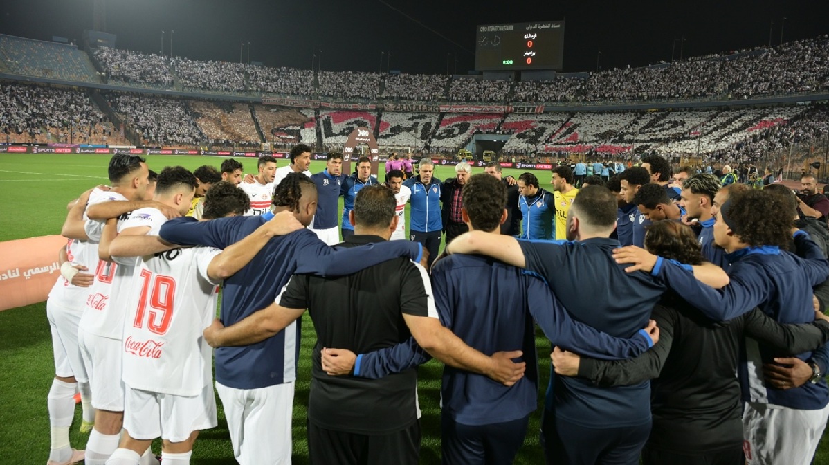 أمام الزمالك طريق صعبة نحو اللقب بالرغم من فارق النقاط الخمس مع بيراميدز. (وكالات)