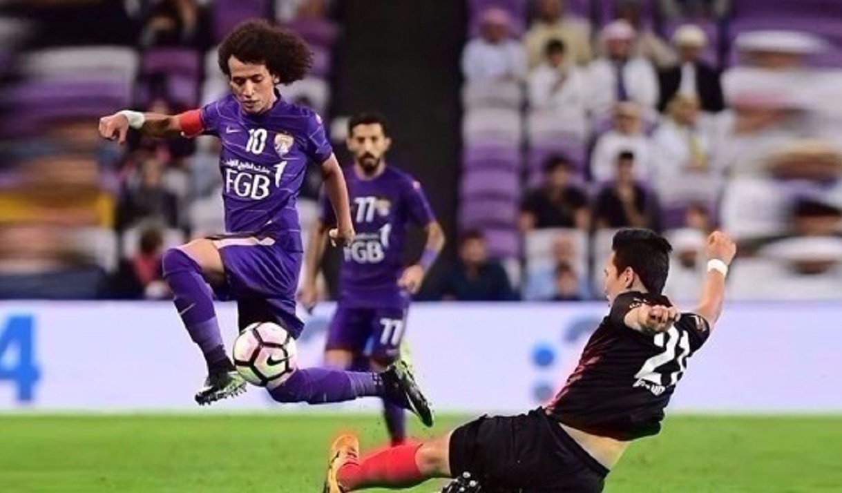 عمر عبد الرحمن في إحدى المباريات. (وكالات)