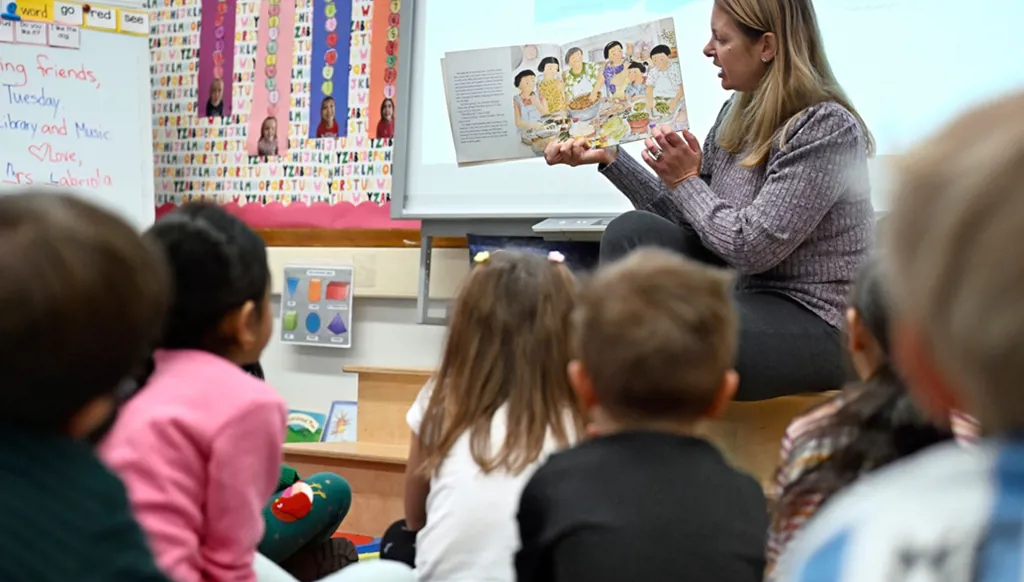 Education in transition: Is there still room for paper?