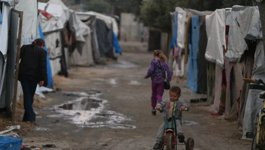 Blast in Gaza threatens fragile ceasefire as Israel accuses Hamas of violation