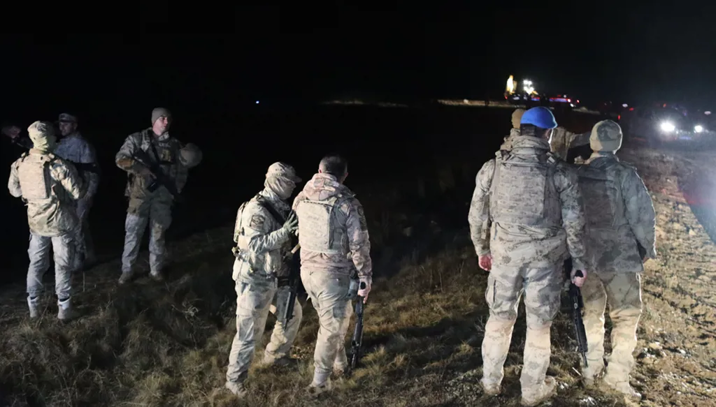 Search teams probe wreckage after Libyan army chief and 7 others are killed in Turkey plane crash(AP)