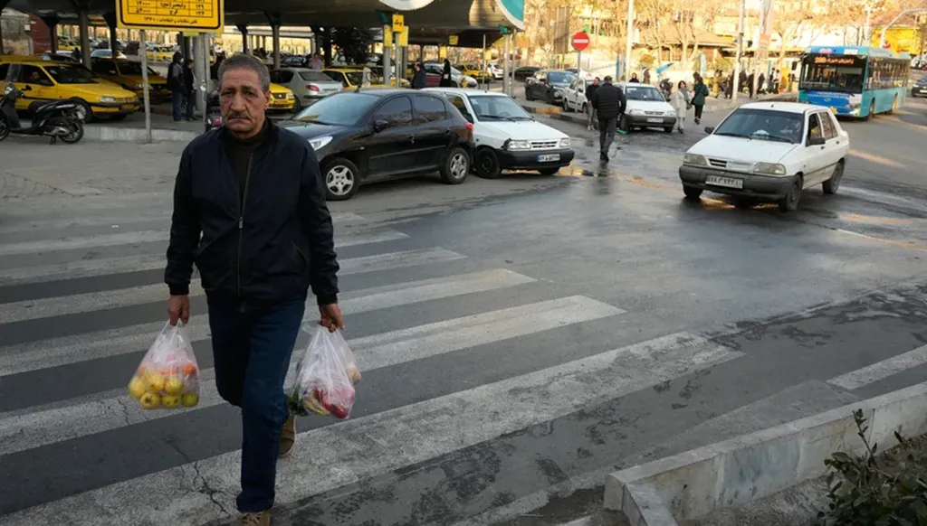 À travers les yeux des manifestants iraniens, aperçus du désordre, de la confusion et de la mort