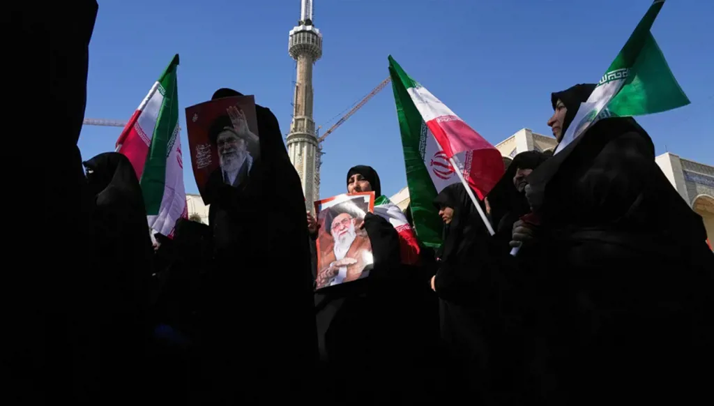 Le président iranien rejette les exigences américaines, tout en présentant ses excuses pour les frappes ayant touché des pays voisins