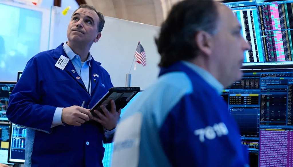 Falling oil prices send Wall Street toward its best day since the start of the Iran war