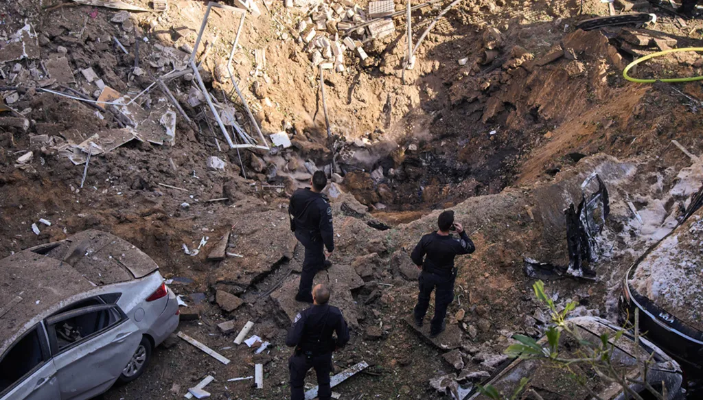 US proposes ceasefire plan as troops head to Middle East (AP)