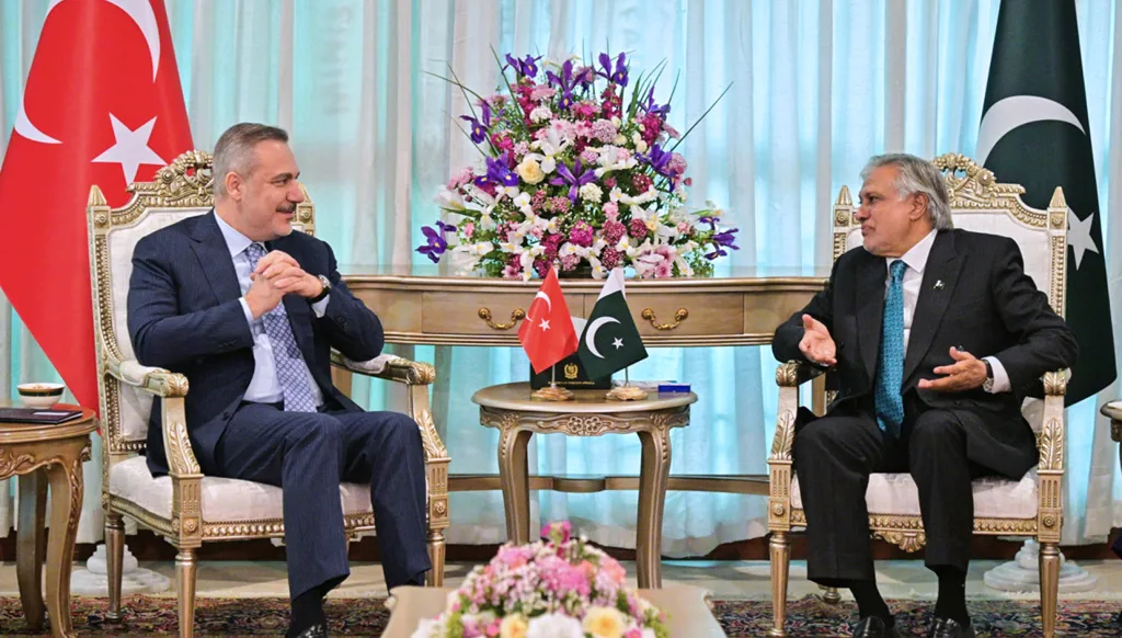 Mediators gather in Pakistan for talks on ending the monthlong Iran war (AP)