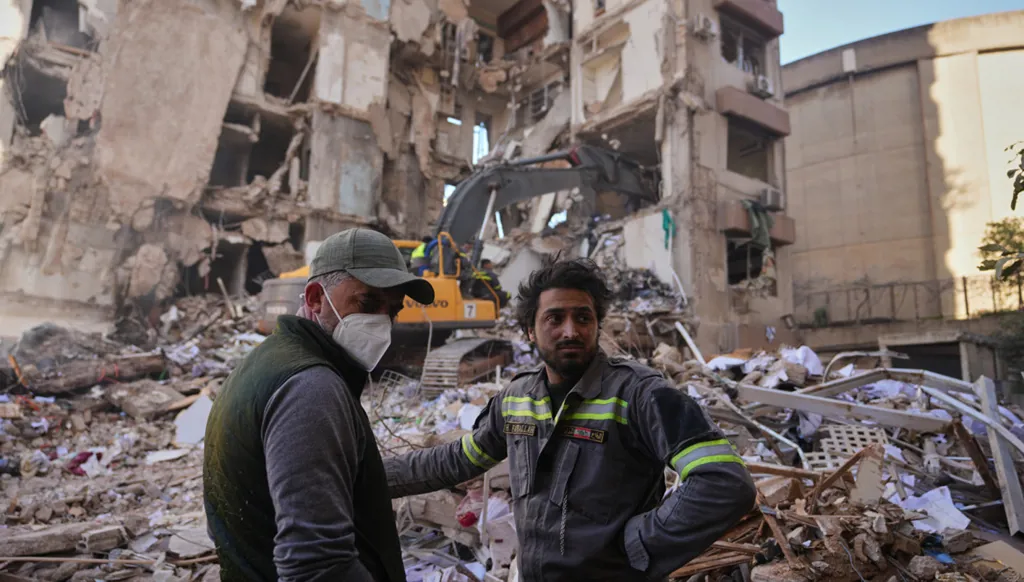 US-Iran talks set to bring together Vance and Iranian officials in Pakistan as ceasefire strains (AP)