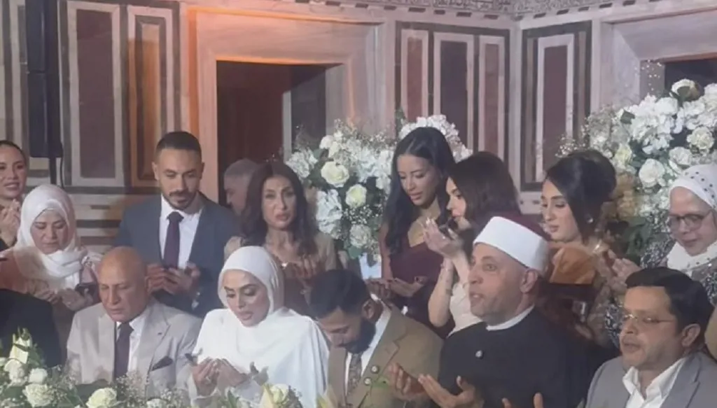 محمد هنيدي يحتفل بعقد قران ابنته