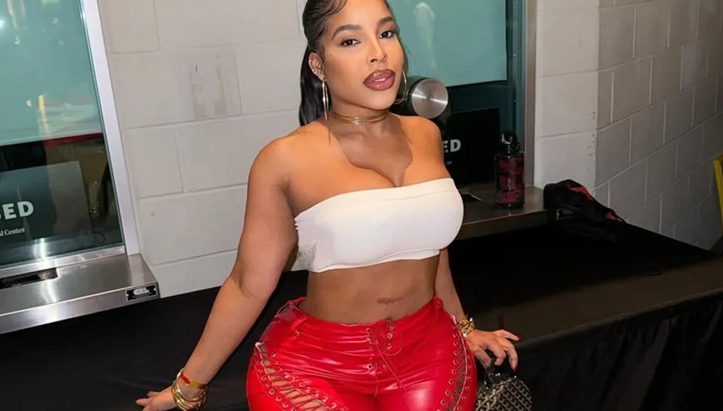 تفاصيل العثور على صانعة محتوى مقتولة في سيارتها (صور وفيديو)