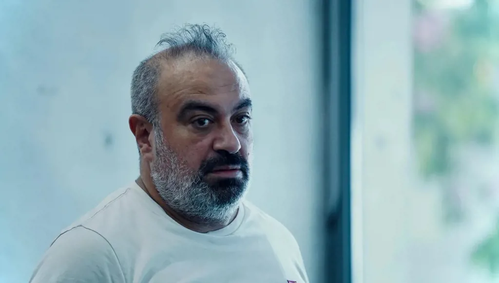 نقابة الفنانين السوريين تنعى والد المخرج والمنتج أسامة الحمد