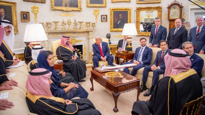 الرئيس الأميركي دونالد ترمب يستقبل ولي العهد السعودي الأمير محمد بن سلمان في البيت الأبيض. 18 نوفمبر 2025 - واس