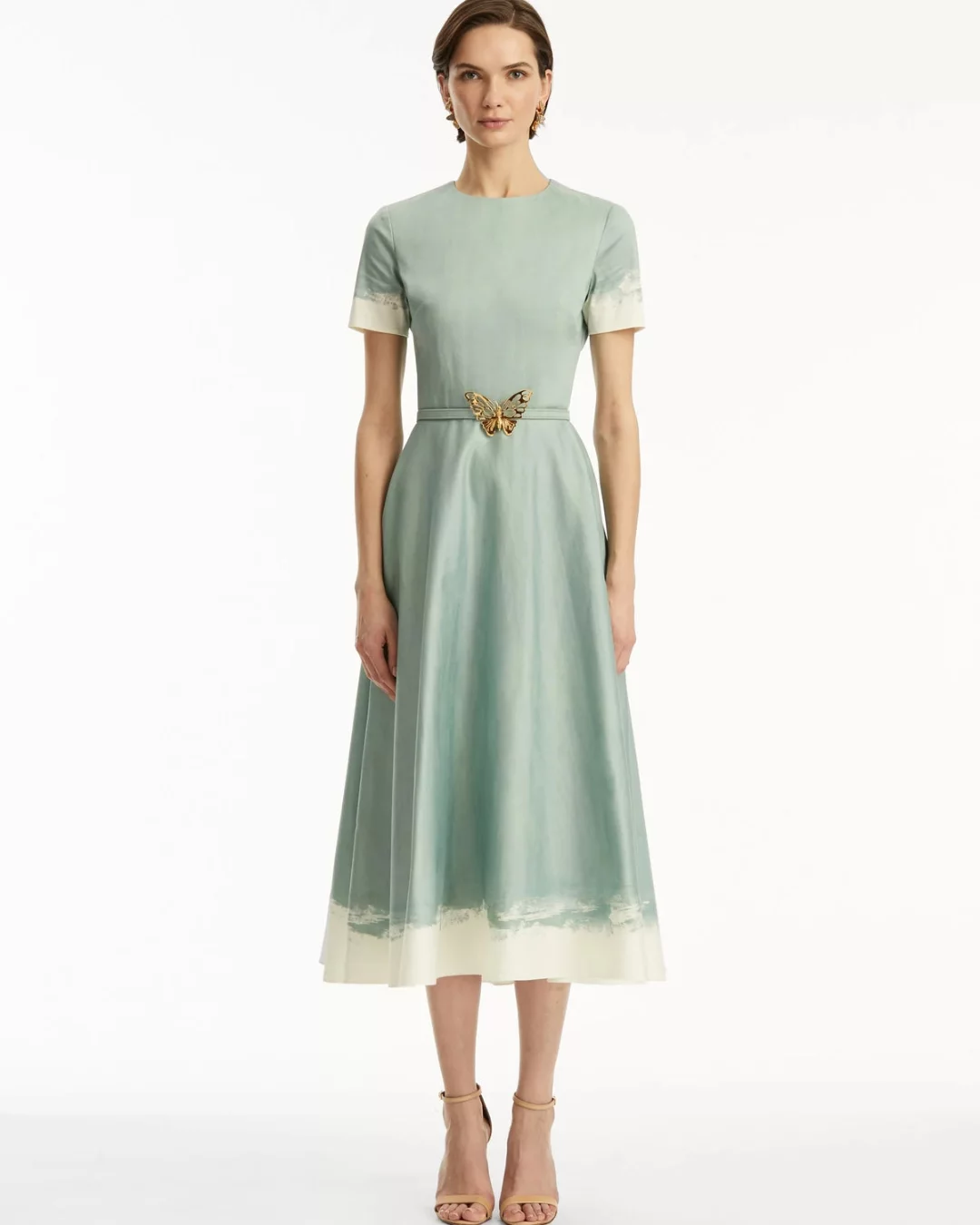 الملكة رانيا تتألّق بفستان Oscar De La Renta قبل نهاية العام 2025 (انستغرام)