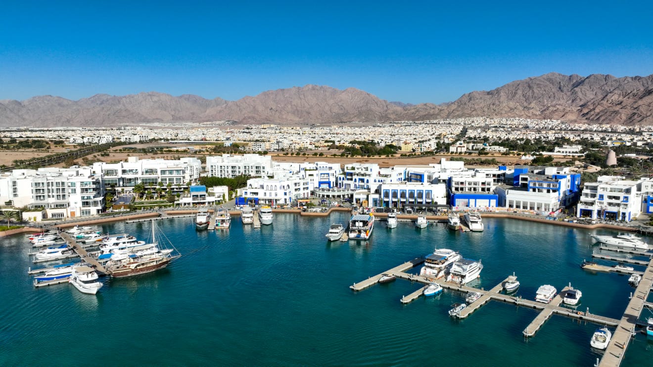مشهد من ميناء العقبة جنوبي الأردن (أرشيفية)