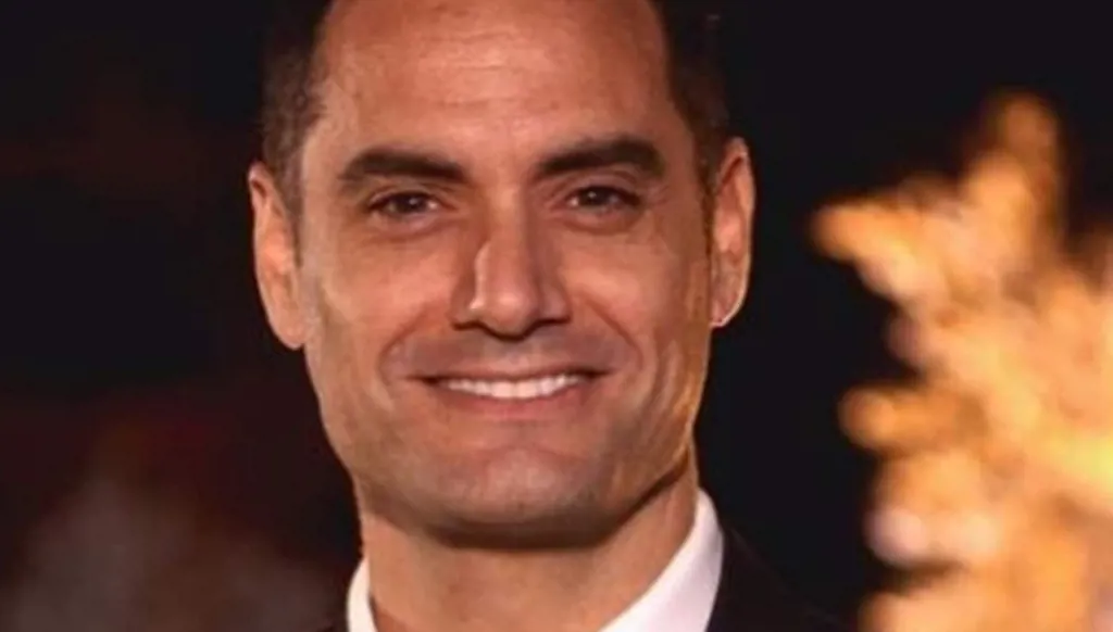 أيمن قيسوني ينتقد عدم منحه الجنسية اللبنانية بعد حصول جياني إنفانتينو عليها (فيديو)