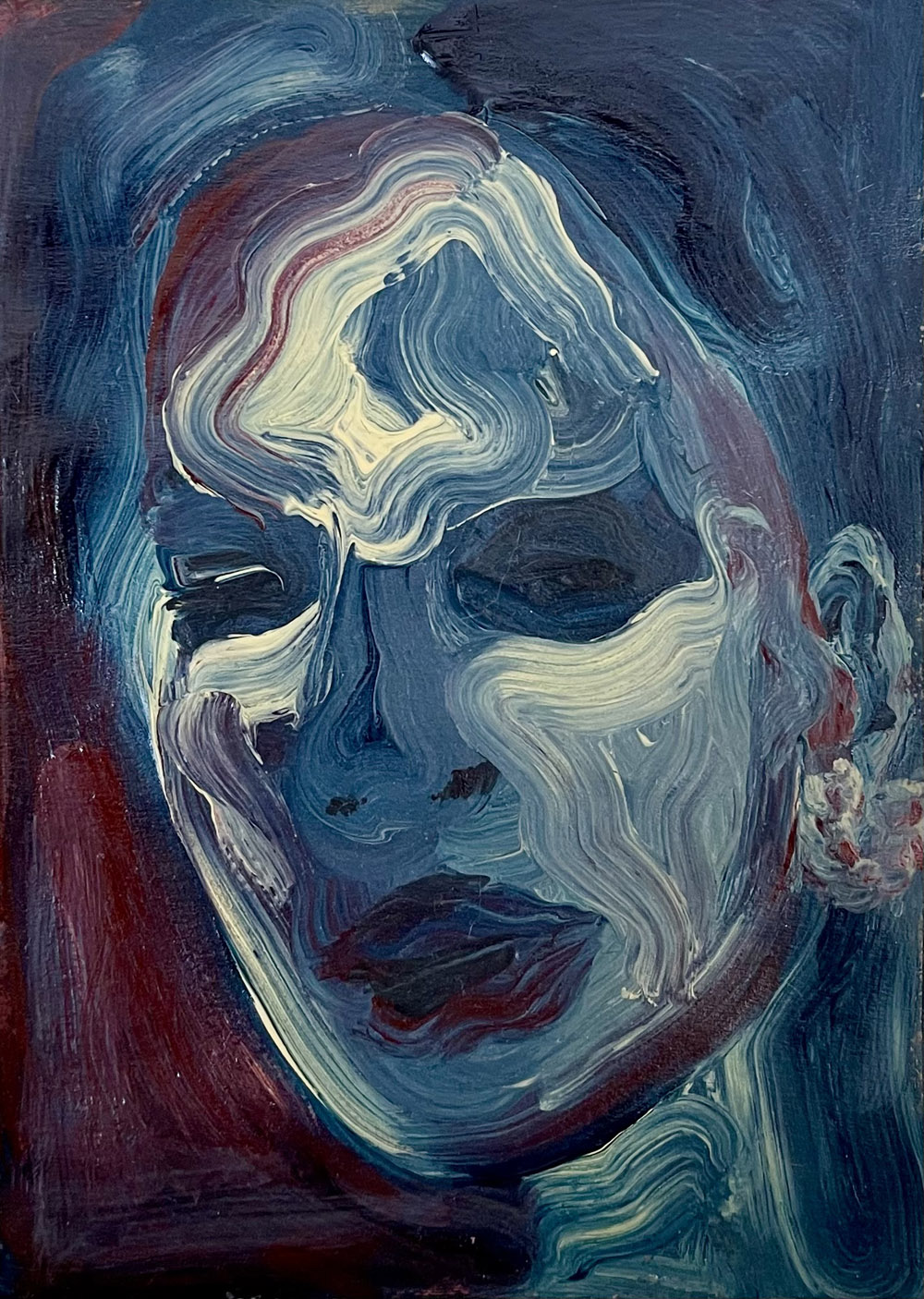 “أزرق“ لسارة زكي.