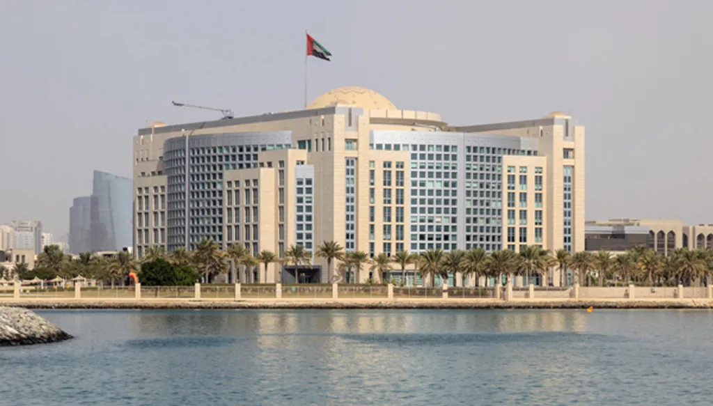 الإمارات تُدين الهجوم الإيراني على الأردن وتؤكد تضامنها الكامل