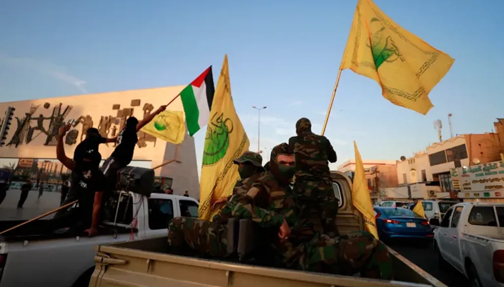 "سنجعل أرضكم ساحة للنّار"... المقاومة الإسلامية في العراق تتوعّد الرئيس السوري بـ"حرب شاملة" إن مسّ لبنان