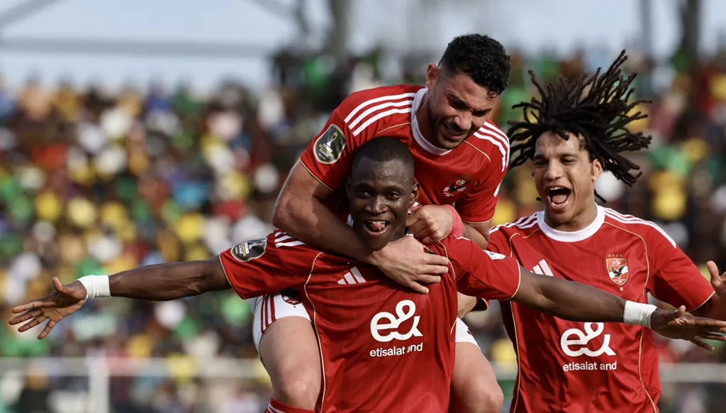 عندما تُدار الساحرة المستديرة بعقلية "سد الخانات" في مصر