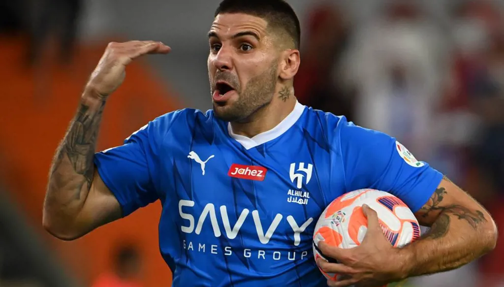 فرص ميتروفيتش بالمشاركة أمام مانشستر سيتي "ضئيلة للغاية"