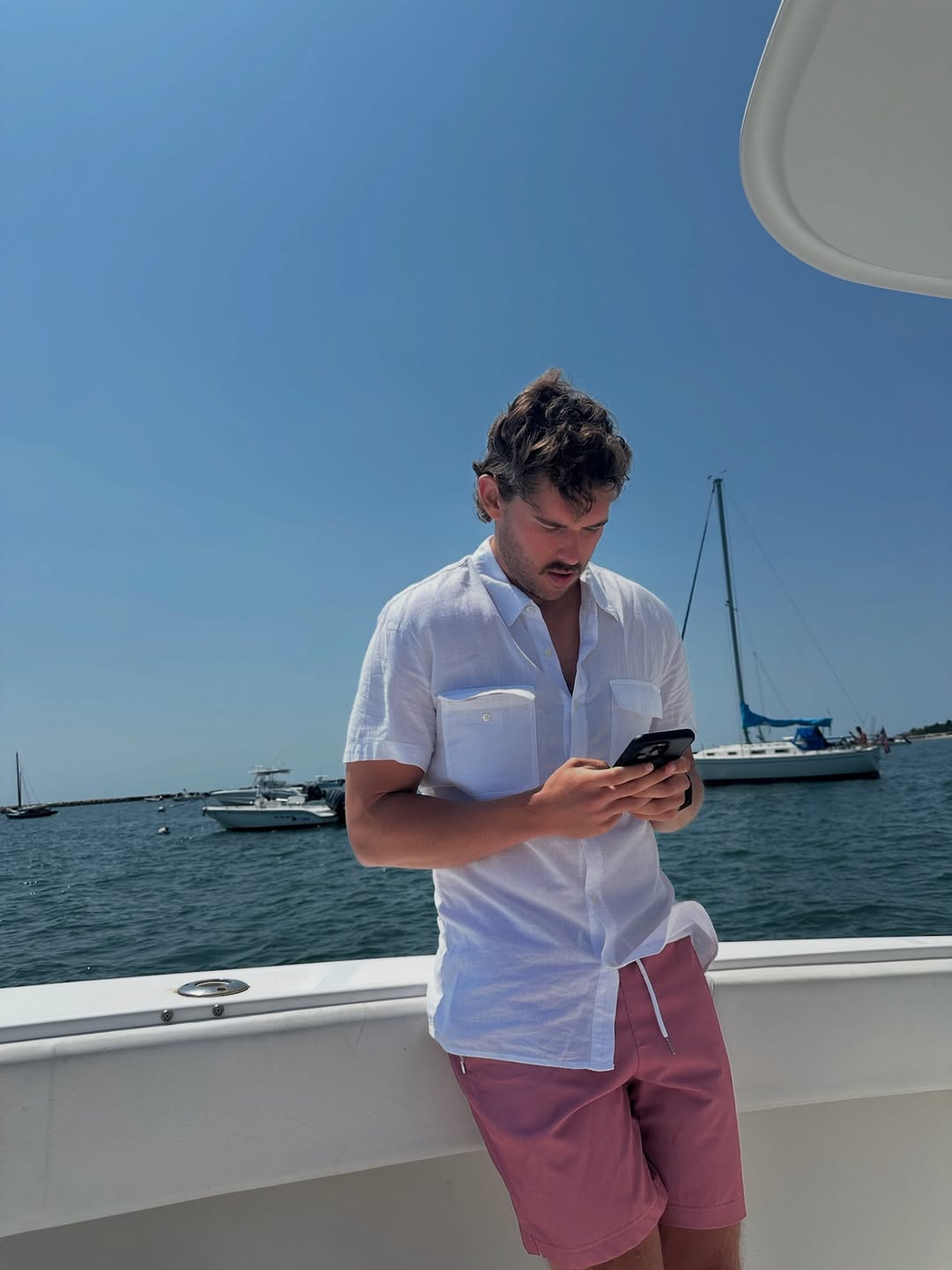 كريستوفر شوارزنيغر (إنستغرام).