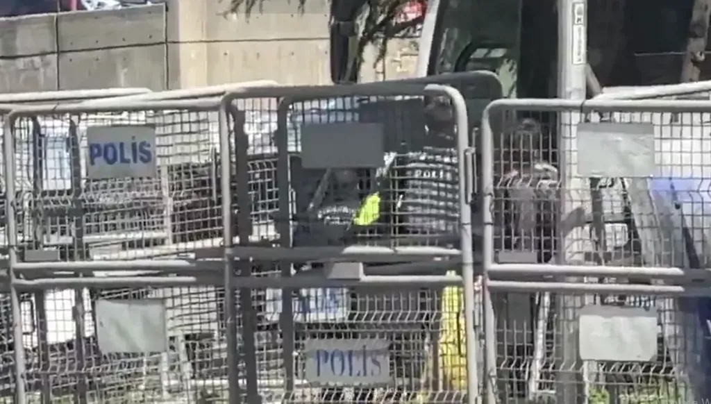 Deadly shootout at Israeli Consulate in Istanbul leaves attackers dead