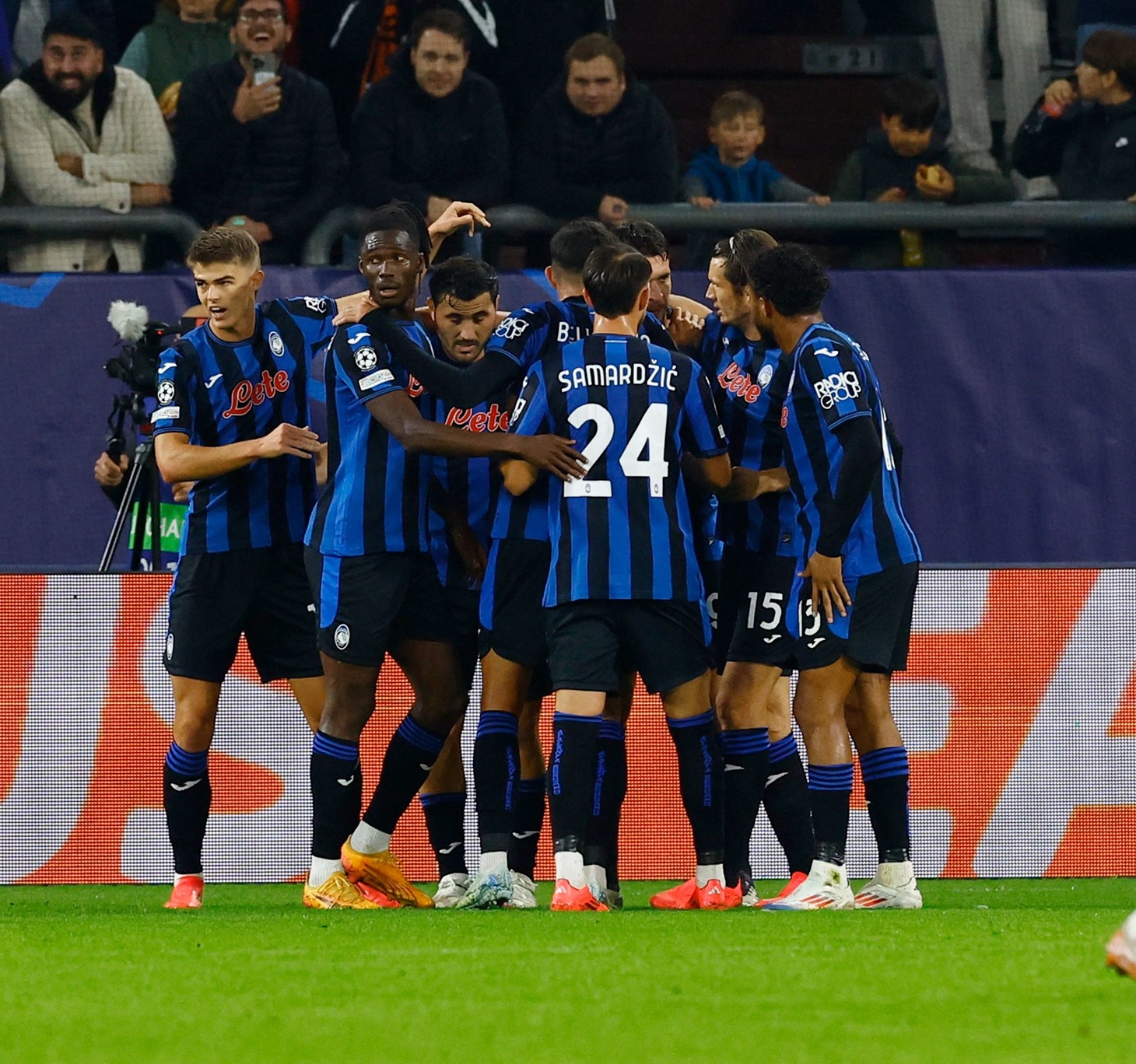 أتالانتا يريد تحقيق المفاجأة أمام بايرن ميونيخ. (وكالات)