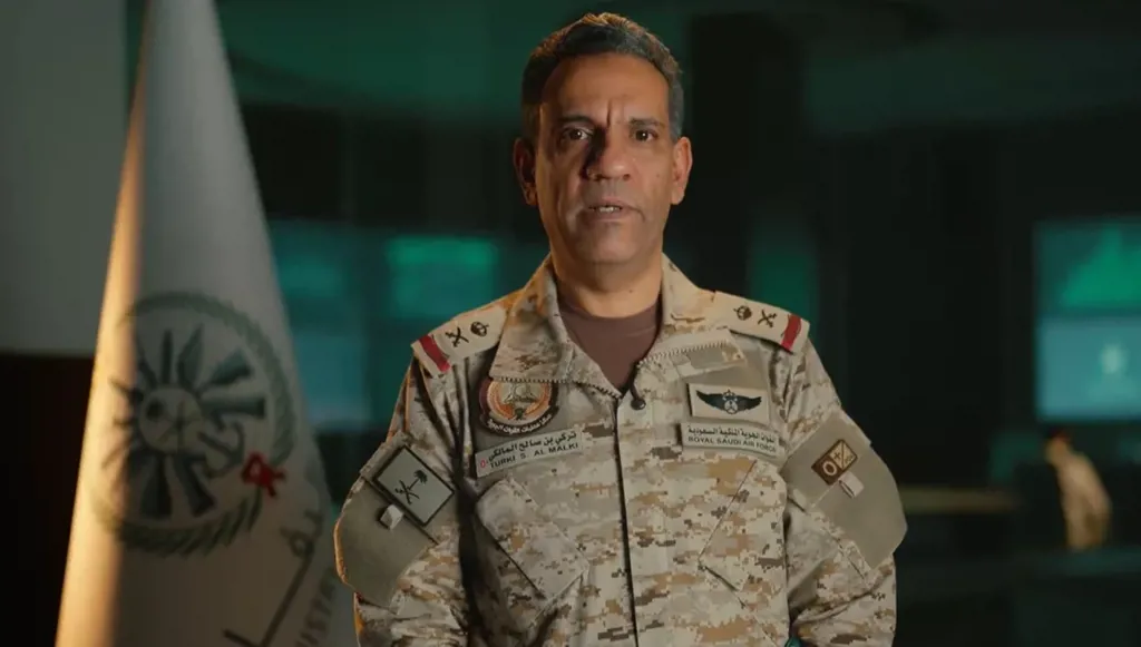 السعودية تعترض ستّة صواريخ أطلقها الحوثي باتّجاه الطائف وينبع