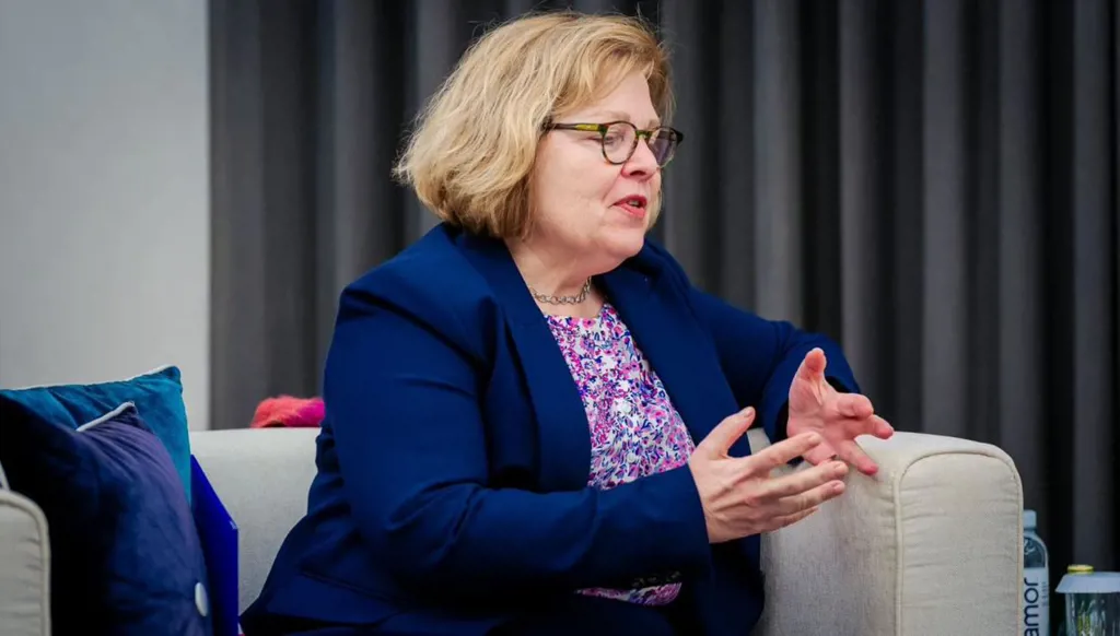 باربرا ليف لـ"النّهار": الإدارة الأميركيّة غير مهتمّة بلبنان... ونزع سلاح "حزب الله" لا يتحقّق بعمليّة عسكريّة فقط