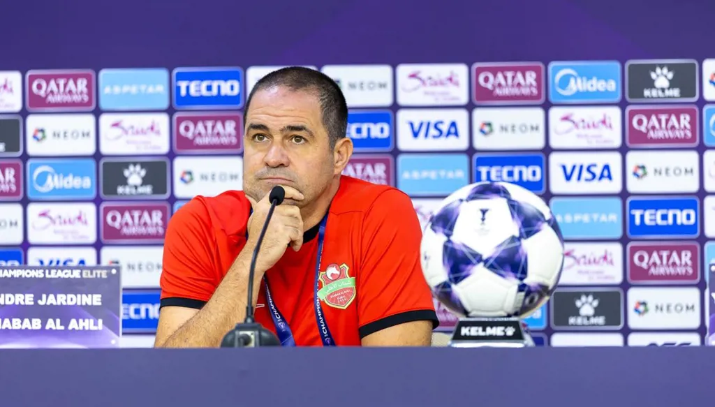 مدرب شباب الأهلي الإماراتي يحدد هدف الفريق في دوري أبطال آسيا للنخبة