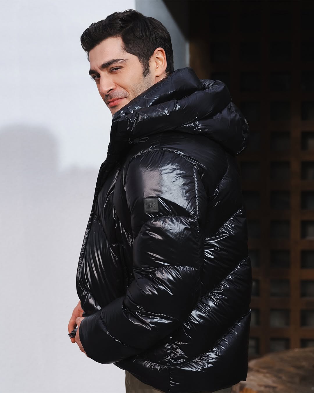 بوراك دينيز ممثل متّهم بملف المخدرات في تركيا (انستغرام)