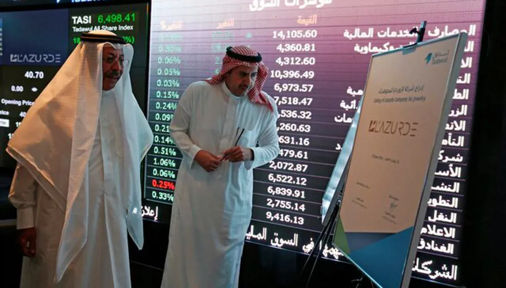 إغلاق مضيق هرمز رغم استمرار الهدنة يلقي بظلّه على بورصات الخليج